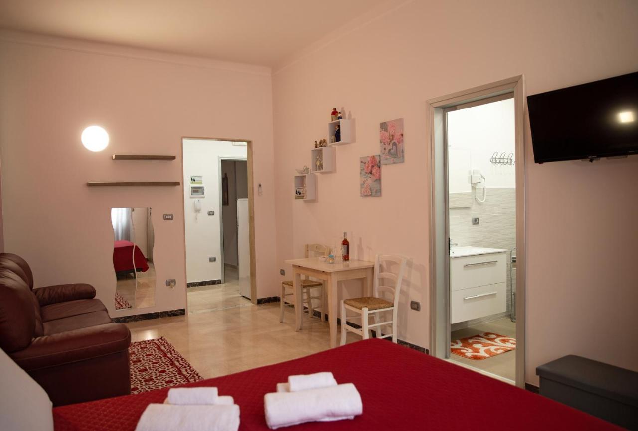 Apartamento Li Cumpari Salentini Lecce Exterior foto