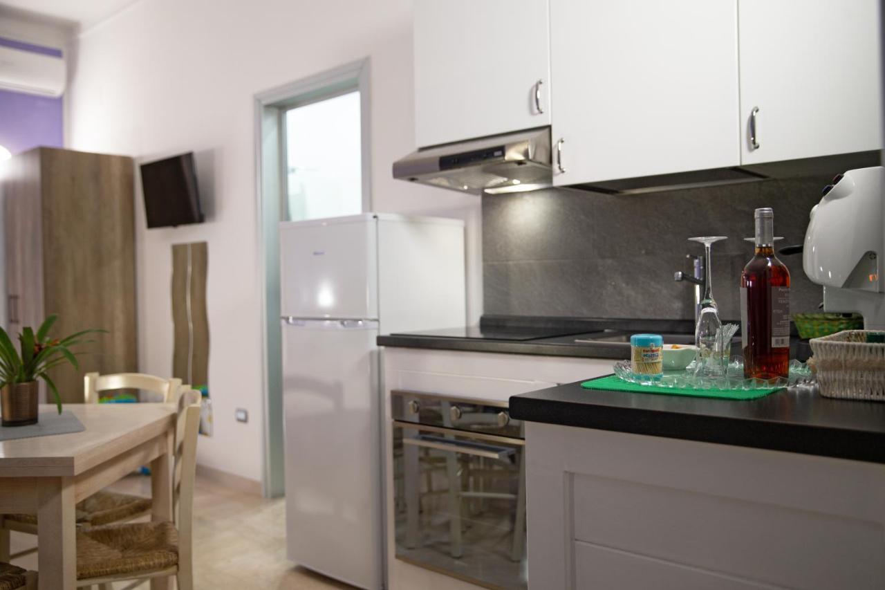 Apartamento Li Cumpari Salentini Lecce Exterior foto