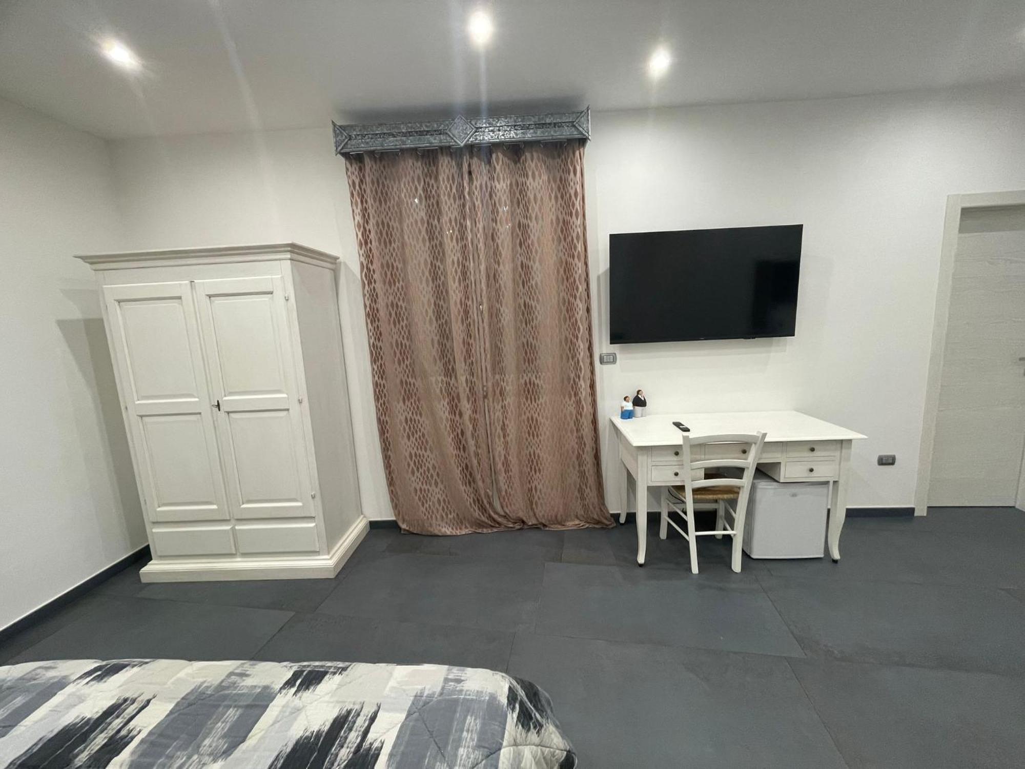 Apartamento Li Cumpari Salentini Lecce Exterior foto