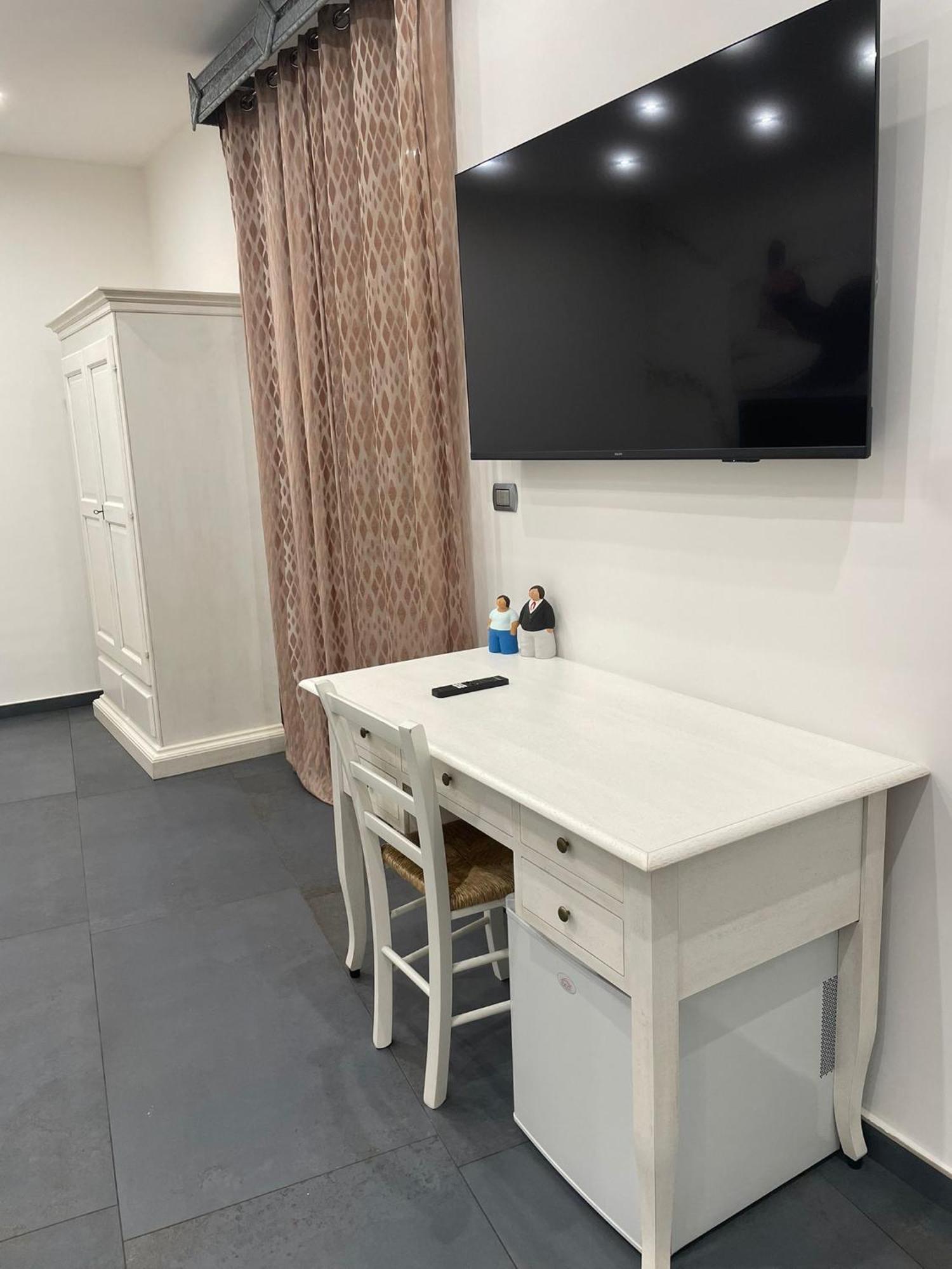 Apartamento Li Cumpari Salentini Lecce Exterior foto